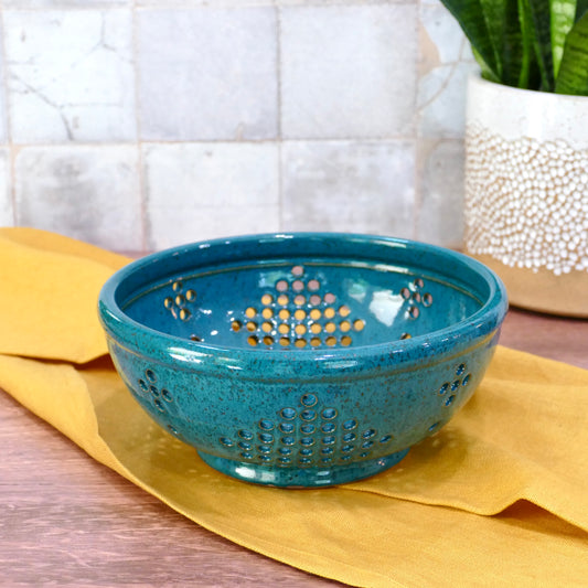 Dark Cyan Classic Colander